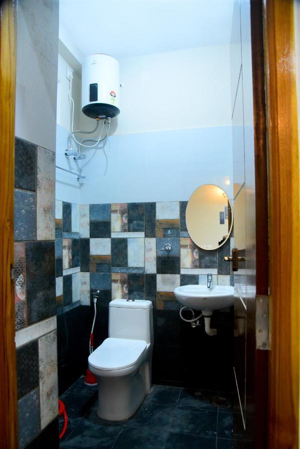 Sri Apartment 2Bhk For Familys Couples Parking A2 Pondicherry Esterno foto
